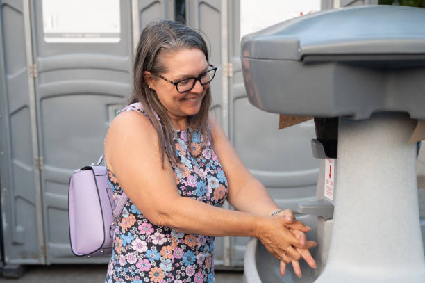 Portable Toilet Options We Offer in Edmonton, KY